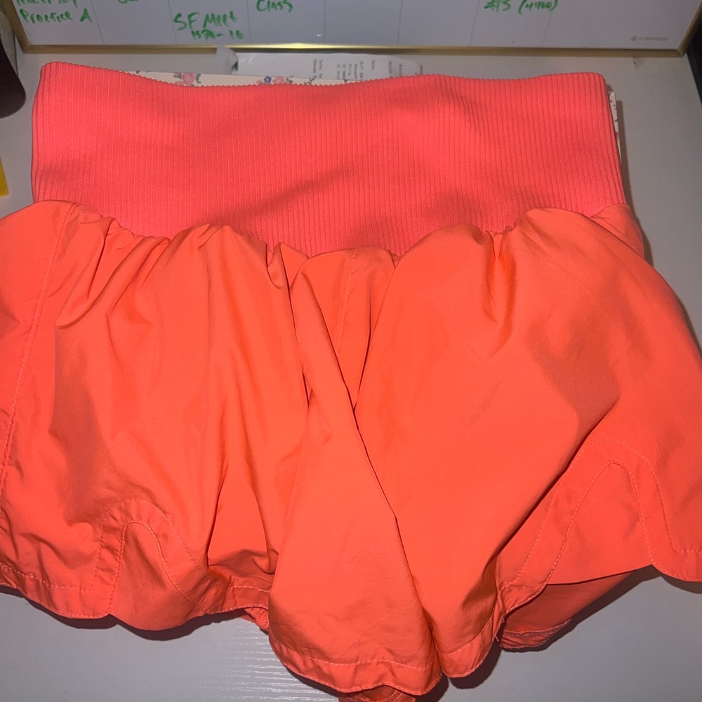 Free People Carpe Diem Shorts neon coral - Picture 2 of 4